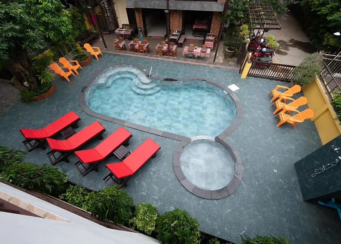 Riverside House Hotel